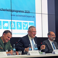 Verkehrssicherheitskonferenz 2016: Podiumsdiskussion mit Innen- und Verkehrsminister Joachim Herrmann Verkehrssicherheitskonferenz 2016: Podiumsdiskussion mit Innen- und Verkehrsminister Joachim Herrmann